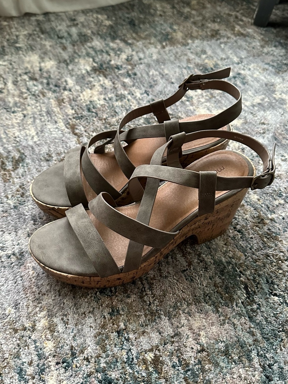 Maurices Olive Wedge Sandals with Cork Platform - Picture 2 of 9